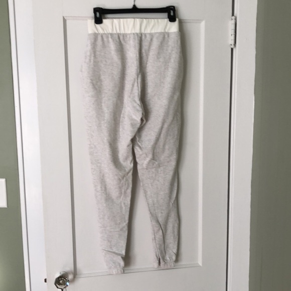 Victoria’s Secret Sports crop sweatshirt & coordinating sweatpants - Size Small - Picture 3 of 13